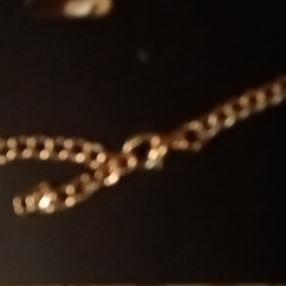 Jewelry - Picture 3 of 4